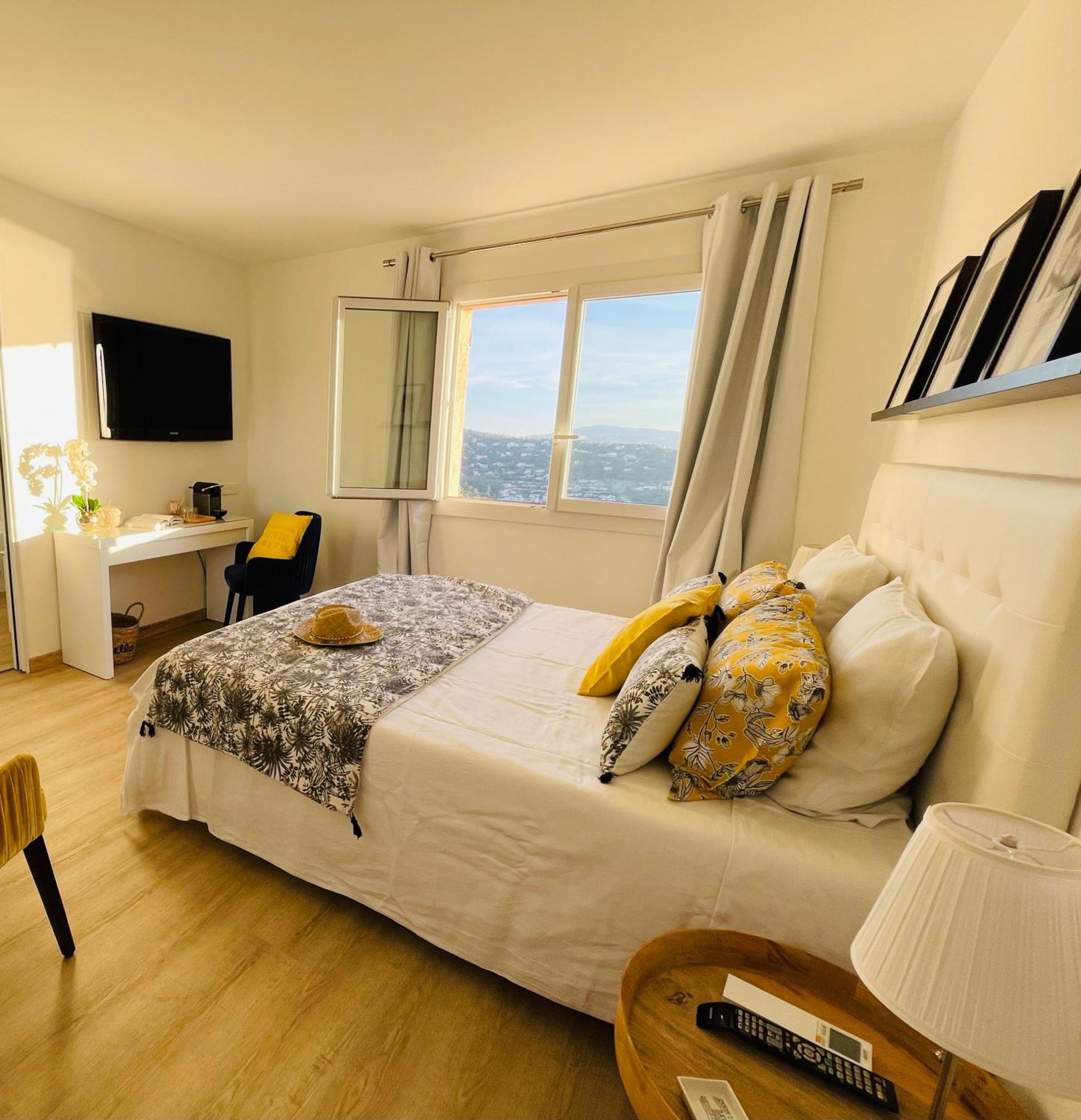 Villa Cacharelle Vue Mer Piscine Cavalaire-sur-Mer Zewnętrze zdjęcie